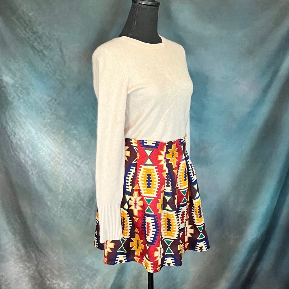 Sweet Rain Geometric Print Mini Skirt Pleated Southwest Print Size Large - Picture 3 of 7